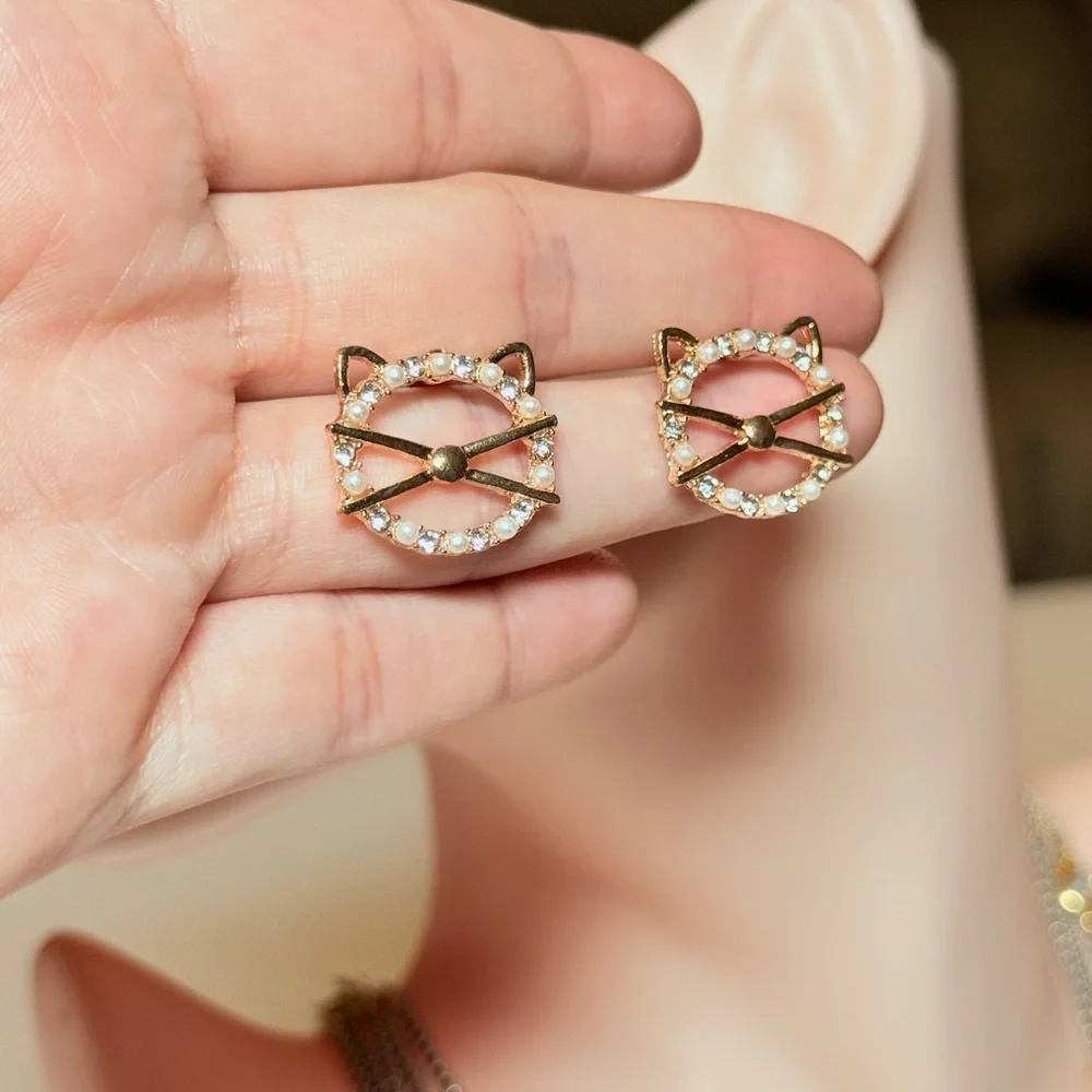 Gold Cat Face Crystal Stud Earrings - Women Jewelry